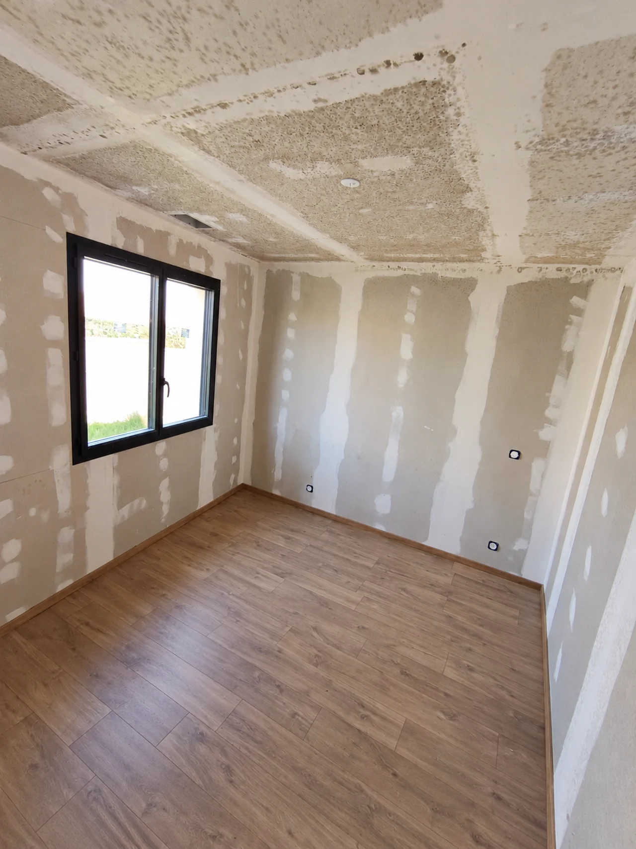 Enduits et préparation des murs et du plafond